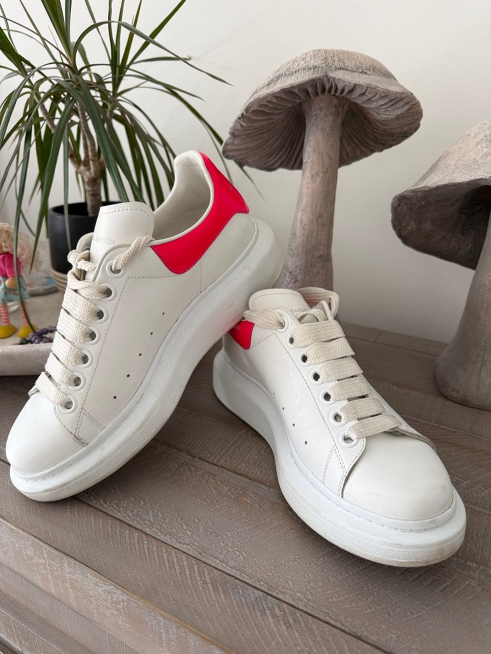 Alexander McQueen White Leather Sneakers with Hot Pink Heel Tab